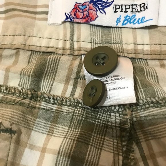 PIPER & BLUE | Cargo Shorts, Plaid - 11 - Picture 7 of 7